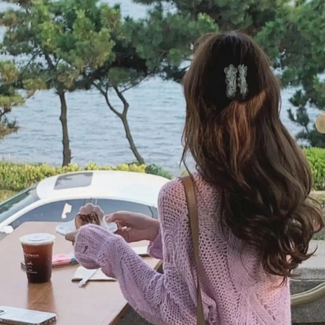 艳谍飘香
